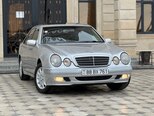 Mercedes E 240-4