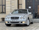Mercedes E 240-2