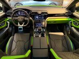 Lamborghini Urus-10