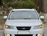 Hyundai Sonata-1