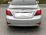 Hyundai Accent-2