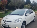 Toyota Yaris-1
