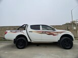 Mitsubishi L200-4
