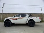Mitsubishi L200-5