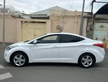 Hyundai Elantra-8