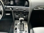 Audi RS6-12