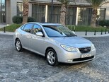 Hyundai Elantra-9