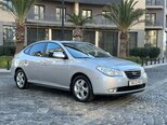 Hyundai Elantra-12