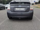 Toyota Prius-7