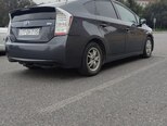 Toyota Prius-8