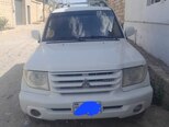 Mitsubishi Pajero io-1