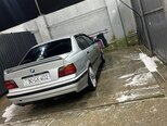 BMW 318-13