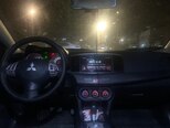 Mitsubishi Lancer-4