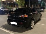 Mitsubishi Lancer-2