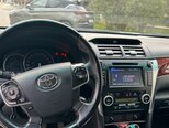 Toyota Camry-8