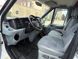 Ford Transit-15