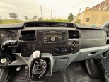 Ford Transit-17