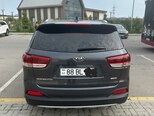 Kia Sorento-4