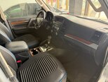 Mitsubishi Pajero-2