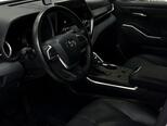 Toyota Highlander-11
