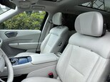 Lynk & Co 900-9