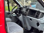 Ford Transit-13