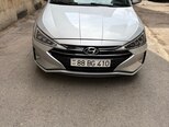 Hyundai Elantra-1