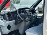 Ford Transit-12