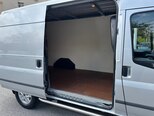Ford Transit-10