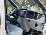 Ford Transit-13