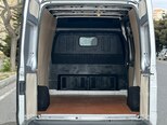 Ford Transit-11