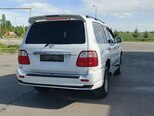 Toyota Land Cruiser-2