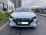 Hyundai Elantra-1