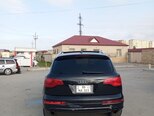Audi Q7-8
