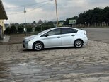 Toyota Prius-7