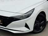 Hyundai Elantra-16