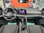 Hyundai Elantra-29