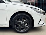 Hyundai Elantra-18