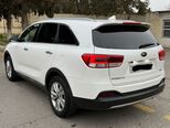Kia Sorento-9