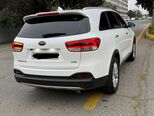 Kia Sorento-12