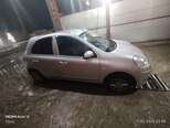 Nissan Micra-10