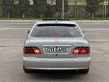 Mercedes E 240-7