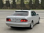 Mercedes E 240-6
