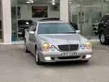Mercedes E 240-5