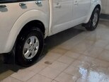 Nissan Navara-5