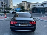 Audi A8-8