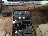 Audi A8-13