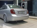 Chevrolet Lacetti-2