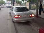 Mercedes E 220-2