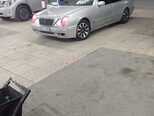 Mercedes E 220-11